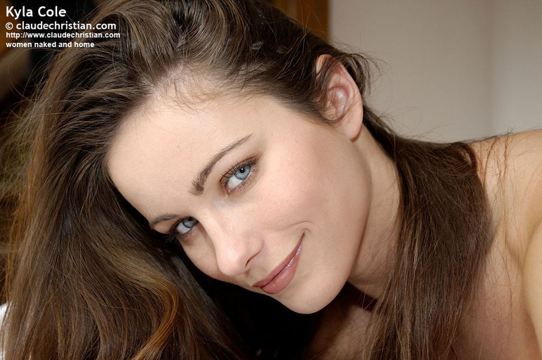 Early one morning... and Kyla is - Sexy Women in Lingerie - Picture 18