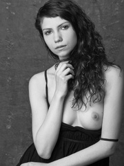 Young erotic brunette bimbo in sexy - Sexy Women in Lingerie - Picture 4